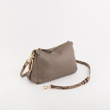 photo 1 - carpisa  photo 0